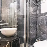 Hotel Luxir 4*