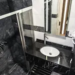 Luxir Hotel 4*
