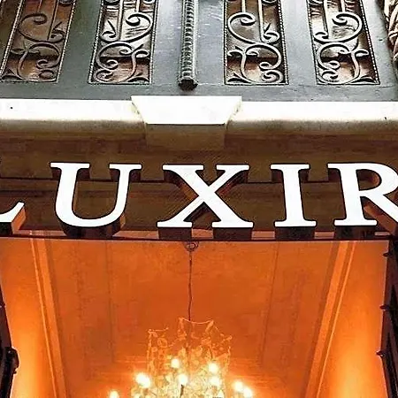 Luxir Hotel